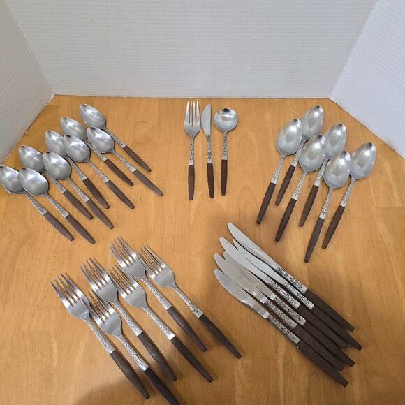 Vintage Interpur INR2 30 Piece Flatware Synthetic Wood Handle Mid-Century Modern - Picture 1 of 14